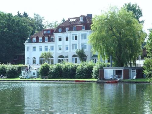 See Schlosshotel Am Kellersee Eutin Exterior photo
