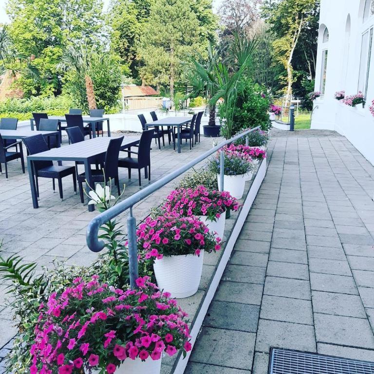 See Schlosshotel Am Kellersee Eutin Exterior photo