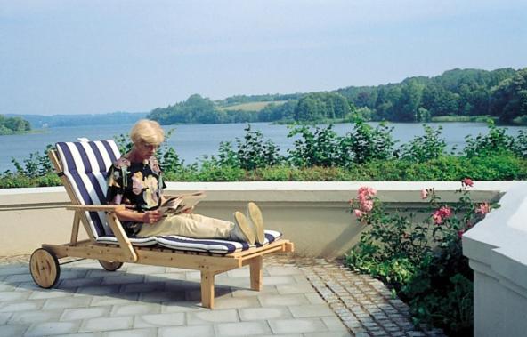 See Schlosshotel Am Kellersee Eutin Exterior photo